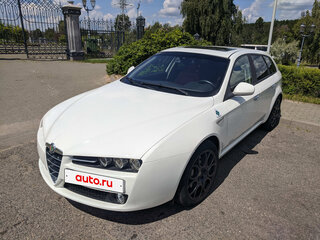 2009 Alfa Romeo 159, белый, 1150000 рублей, вид 2
