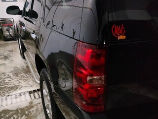 2008 Chevrolet Tahoe III, чёрный, 1600000 рублей, вид 5