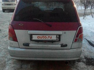 1996 Daihatsu Pyzar I, красный, 130000 рублей, вид 4