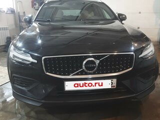 2020 Volvo V60 Cross Country II, чёрный, 2800000 рублей, вид 2