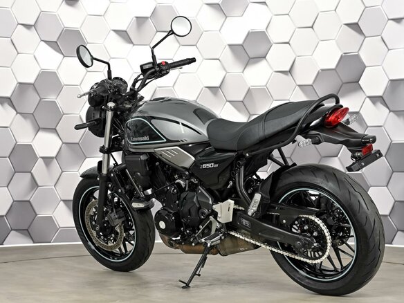 2023 Kawasaki Z 650RS, серый, 777000 рублей - вид 7