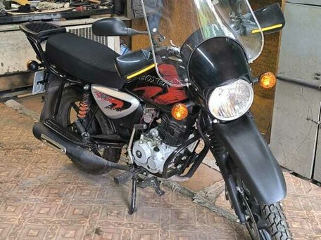 2022 Bajaj Boxer BM 150X, чёрный, 140000 рублей, вид 2