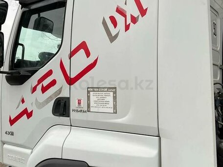 2011 Renault Premium, белый, 5750000 рублей, вид 2