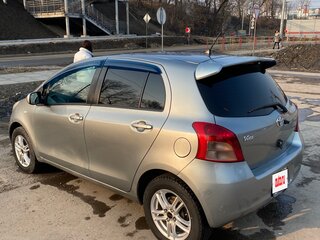 2007 Toyota Vitz II (XP90), серебристый, 540000 рублей, вид 3