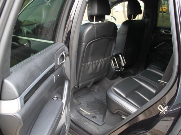 2011 Porsche Cayenne S II (958), чёрный, 2250000 рублей - вид 10