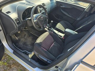 2008 Toyota Corolla X (E140, E150), серебристый, 550000 рублей, вид 4