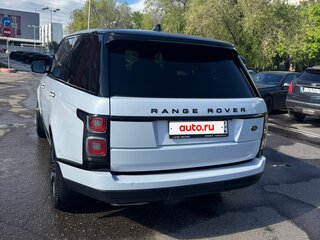 2019 Land Rover Range Rover IV Рестайлинг, белый, 6000000 рублей, вид 4