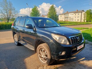 2011 Toyota Land Cruiser Prado 150 Series, чёрный, 3700000 рублей, вид 2