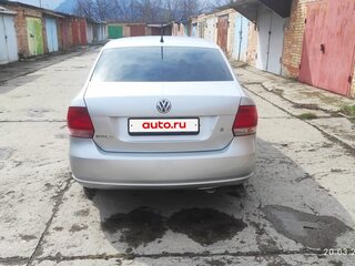 2013 Volkswagen Polo V, серый, 775000 рублей, вид 3