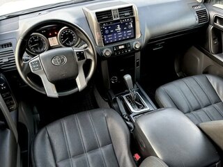 2012 Toyota Land Cruiser Prado 150 Series, белый, 3200000 рублей, вид 4