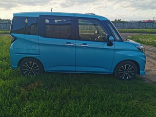 2021 Toyota Roomy I Рестайлинг, синий, 1600000 рублей, вид 4
