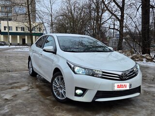 2013 Toyota Corolla XI (E160, E170, E180), белый, 1030000 рублей, вид 1