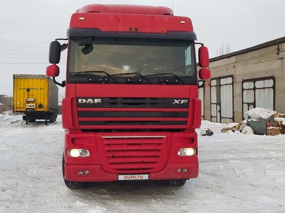 2011 DAF XF 105, красный, 4000000 рублей - вид 5