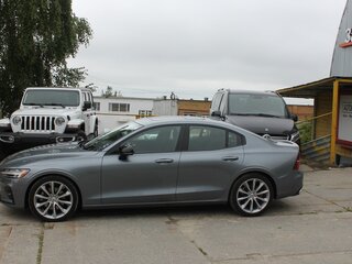 2021 Volvo S60 III, серый, 3429000 рублей, вид 2
