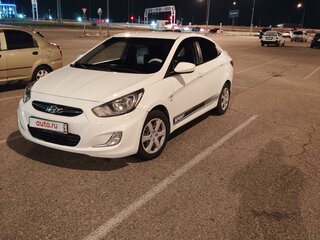 2014 Hyundai Solaris I, белый, 870000 рублей, вид 1