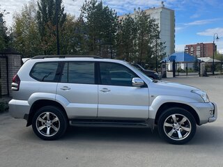 2006 Toyota Land Cruiser Prado 120 Series, серебристый, 2200000 рублей, вид 1