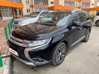 2015 Mitsubishi Outlander III Рестайлинг 2, чёрный, 1800000 рублей, вид 1