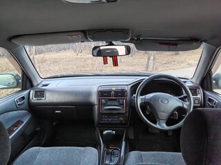 2001 Toyota Carina VII (T210), серый, 480000 рублей, вид 3