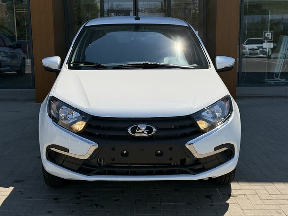 2026 Lada (ВАЗ) Granta I Рестайлинг, белый, 1156000 рублей - вид 2