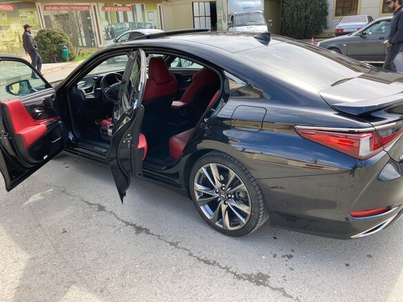 2019 Lexus ES 350 VII, чёрный, 4400000 рублей - вид 18