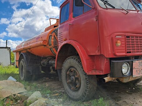 1990 МАЗ 5334, красный, 450000 рублей, вид 4