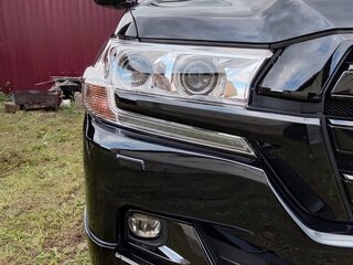 2015 Toyota Land Cruiser 200 Series Рестайлинг 2, чёрный, 6300000 рублей, вид 3