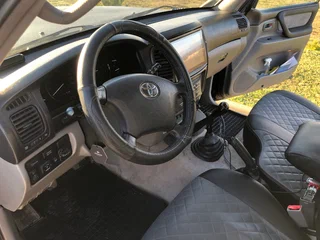 2007 Toyota Land Cruiser 100 Series Рестайлинг 2, чёрный, 2100000 рублей, вид 5