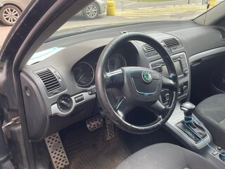 2012 Skoda Octavia II (A5) Рестайлинг, серый, 760000 рублей, вид 4