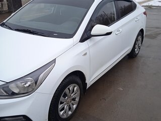 2017 Hyundai Solaris II, белый, 920000 рублей, вид 5