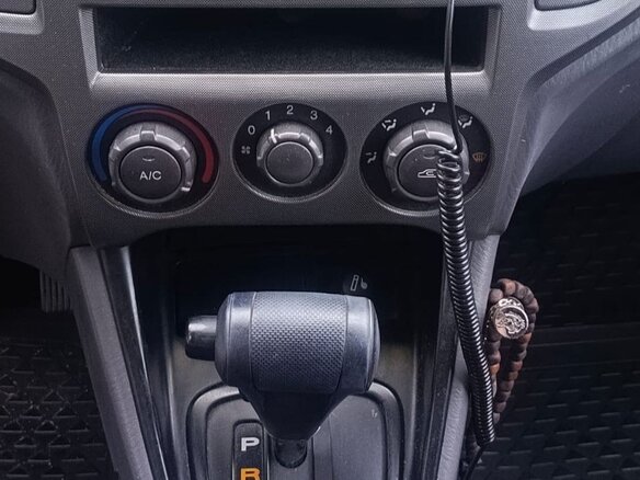 2005 Hyundai Matrix I Рестайлинг, белый, 480000 рублей - вид 11