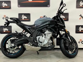 2025 CFMoto 675NK, серый, 744900 рублей, вид 4