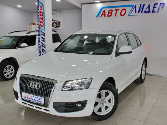 2010 Audi Q5 I (8R), белый - вид 2