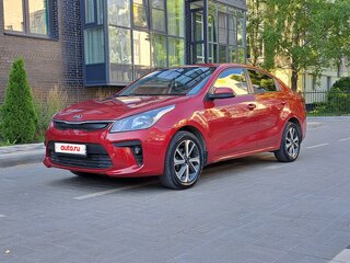 2017 Kia Rio IV, красный, 820000 рублей, вид 3