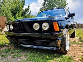 1981 BMW 3 серии 318i I (E21), чёрный, 3500000 рублей, вид 1