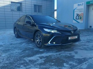 2021 Toyota Camry VIII (XV70) Рестайлинг, чёрный, 4205000 рублей, вид 1