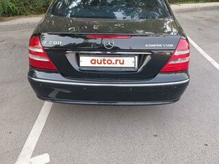 2006 Mercedes-Benz E-Класс 200 III (W211, S211), чёрный, 1000000 рублей, вид 2