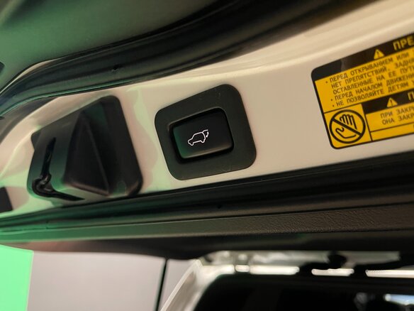 2018 Lexus LX 570 III Рестайлинг 2, белый - вид 37