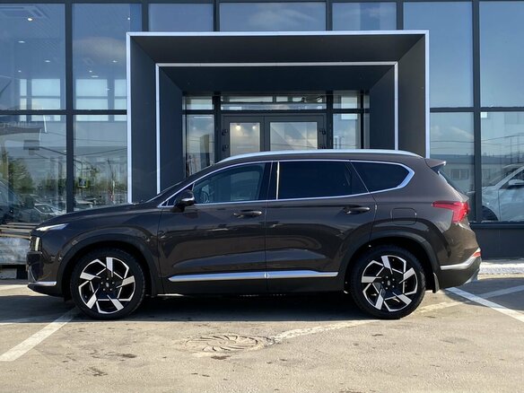 2021 Hyundai Santa Fe IV Рестайлинг, коричневый, 3499000 рублей - вид 7