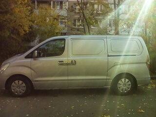 2009 Hyundai Grand Starex I, серебристый, 1050000 рублей, вид 3