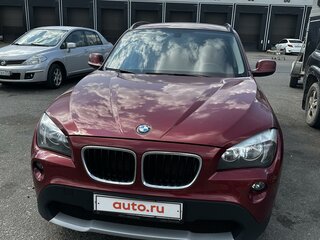 2011 BMW X1 18i I (E84), красный, 1500000 рублей, вид 2