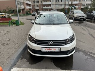2017 Volkswagen Polo V Рестайлинг, белый, 800000 рублей, вид 2