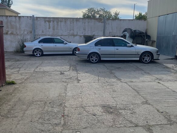 1996 BMW 5 серии 535i IV (E39), серебристый, 900000 рублей - вид 2