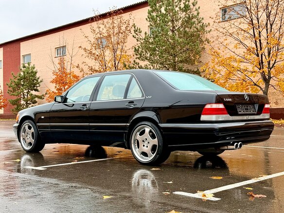 1998 Mercedes-Benz S-Класс 600 Long III (W140) Рестайлинг, чёрный, 11900000 рублей - вид 3
