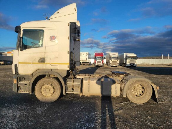 2002 Scania R-Series, белый, 1499000 рублей - вид 2