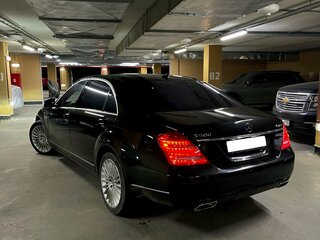 2012 Mercedes-Benz S-Класс 500 Long V (W221) Рестайлинг, чёрный, 1750000 рублей, вид 2