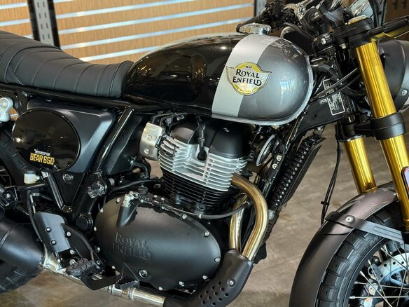 2026 Royal Enfield Bear 650, чёрный, 737000 рублей - вид 27