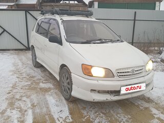 1995 Toyota Ipsum I (M10), белый, 390000 рублей, вид 2