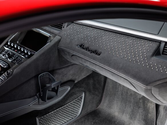 2022 Lamborghini Aventador LP780-4 Ultimae I Рестайлинг, красный, 69000000 рублей - вид 28
