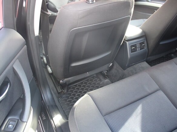 2011 BMW 3 серии 318i V (E90/E91/E92/E93) Рестайлинг, чёрный - вид 16
