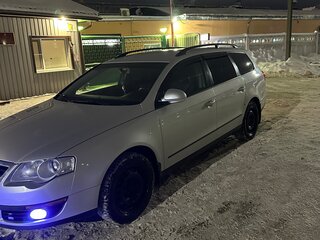 2008 Volkswagen Passat B6, серебристый, 750000 рублей, вид 2